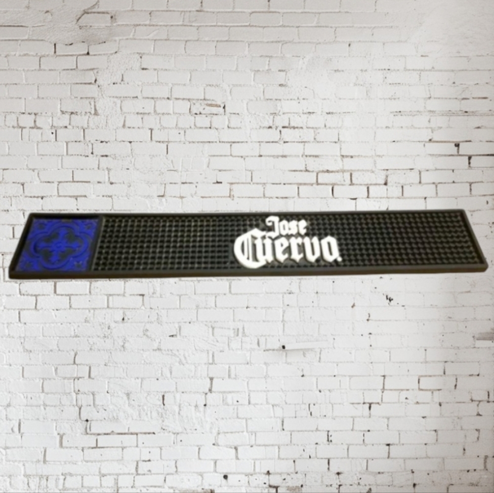 NEW - JOSE CUERVO RUBBER BAR MAT, BAR RUNNER, SPILL MAT, DRIP MAT - Picture 5 of 7